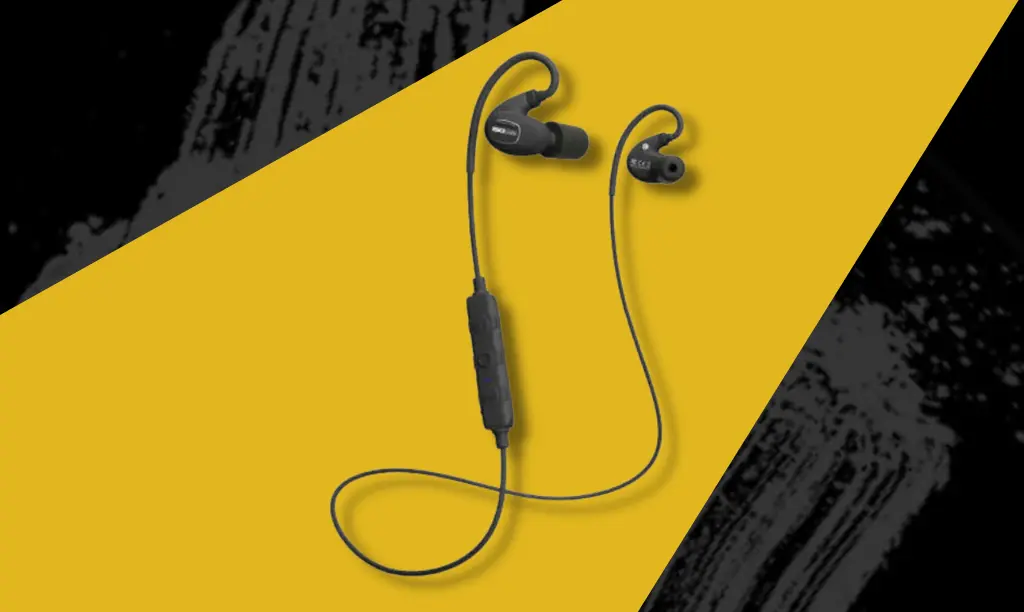 The 6 Best Earbuds With A Mic Of 2022 [Buyer’s Guide]