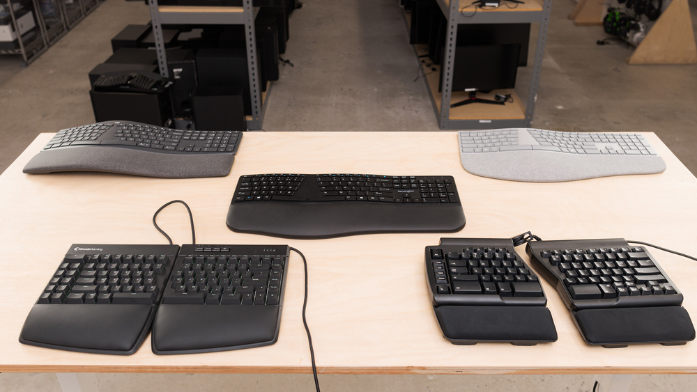 The 5 Best Ergonomic Keyboards Of 2022 [Buyer’s Guide]