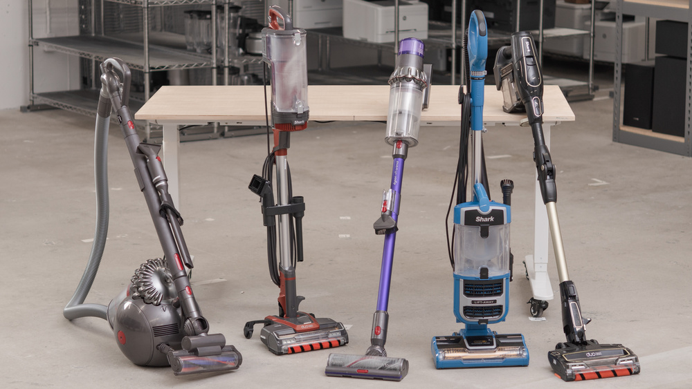 The Best Vacuums For High-Pile Carpet of (Summer) 2022: Buying Guide