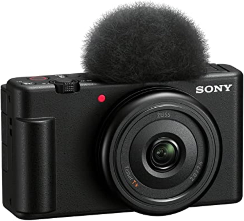 Best Pocket Vlogging Camera for YouTubers
