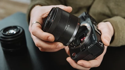 Canon EOS R50 V