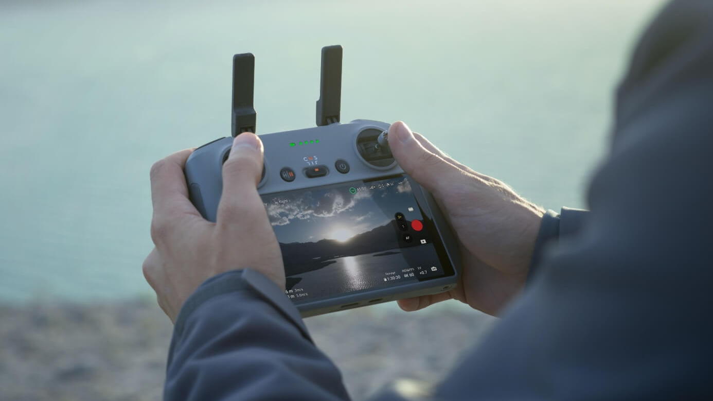 DJI Mavic 4 Pro vs DJI Air 3S