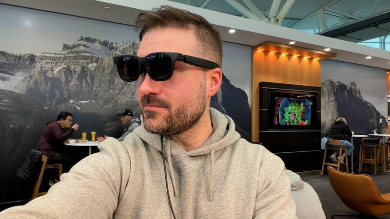 Brightness, color and contrast: Xreal 1S vs Viture Beast