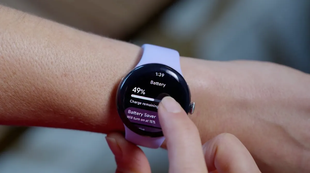 Battery, charging and the real cost of ownership: Motorola Moto Watch vs Google Pixel Watch 4