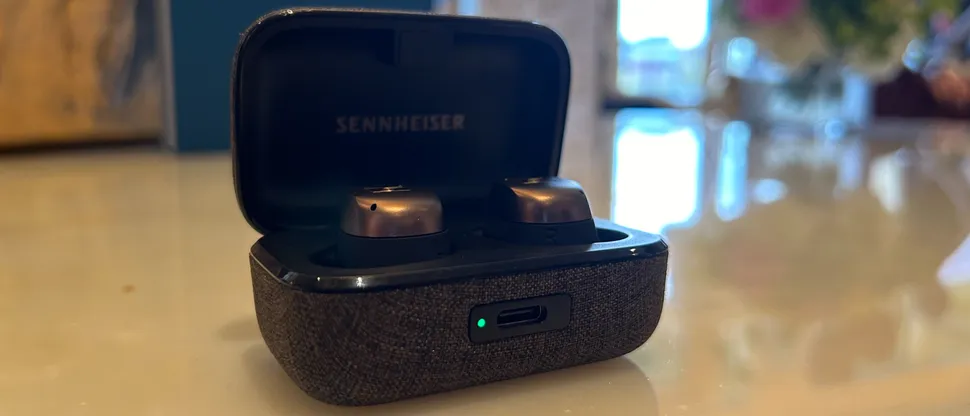 Connectivity & controls: Sony WF-1000XM6 vs Sennheiser Momentum True Wireless 4