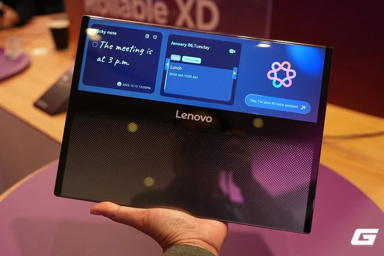 Battery life & charging: Lenovo ThinkPad Rollable XD 