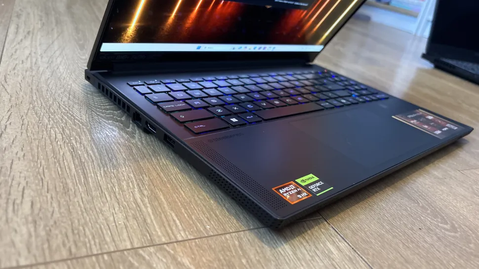 Software & ecosystem: MSI Stealth 16 AI+