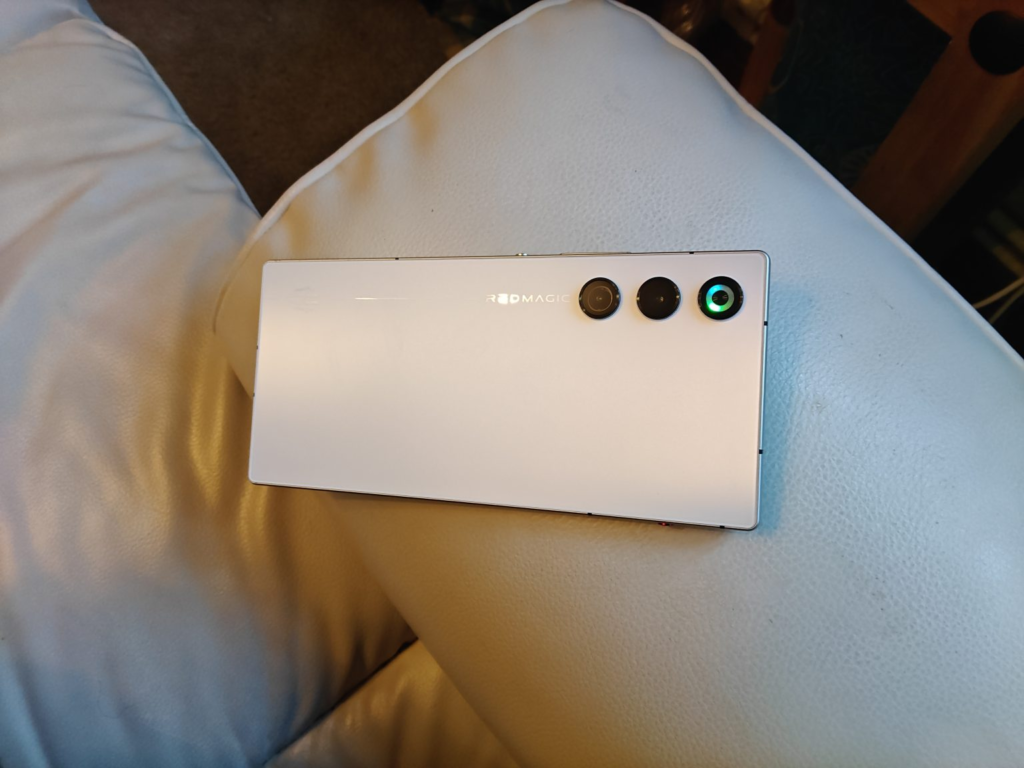 Battery life & charging: RedMagic 11 Air vs RedMagic 10 Air