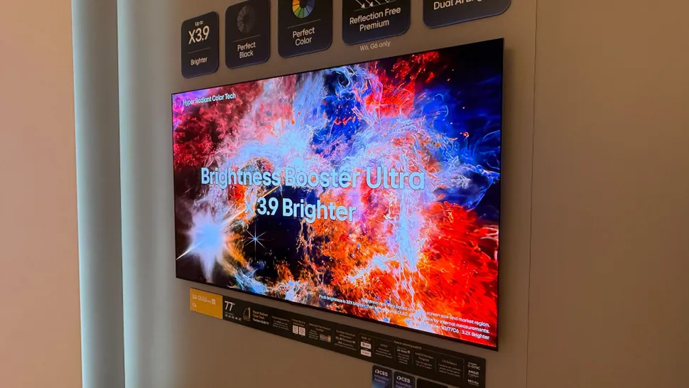 Design & build quality: LG C6 OLED vs Panasonic Z85A OLED