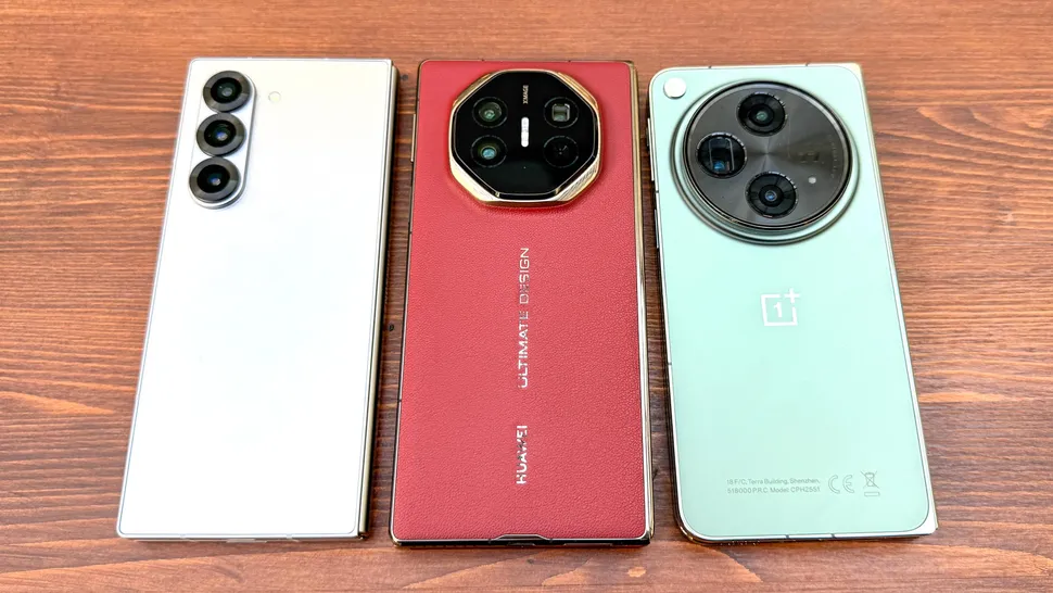 Battery life & charging: Galaxy Z TriFold vs Huawei Mate XT Ultimate