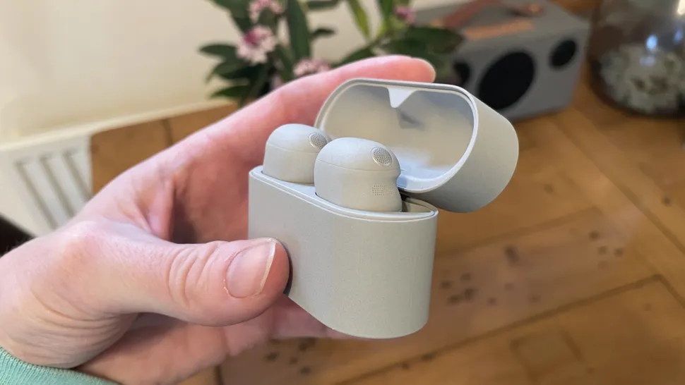 ANC: Sony WF-1000XM6 vs Sony WF-1000XM5