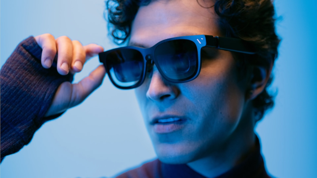 Smart features & apps: ASUS ROG XREAL R1 vs Viture Beast XR