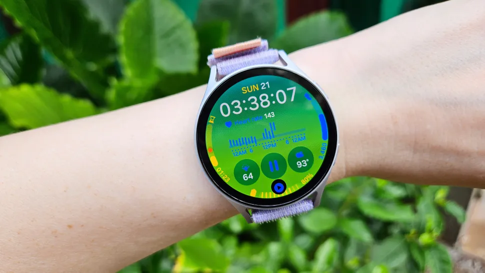 Software & ecosystem: Motorola Moto Watch vs Galaxy Watch 7