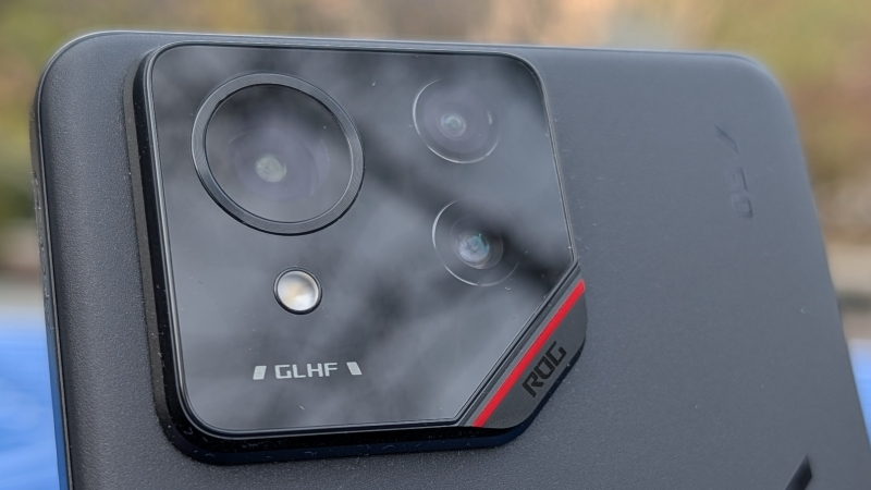 Pros and cons at a glance: RedMagic 11 Air vs Asus ROG Phone 9 Pro