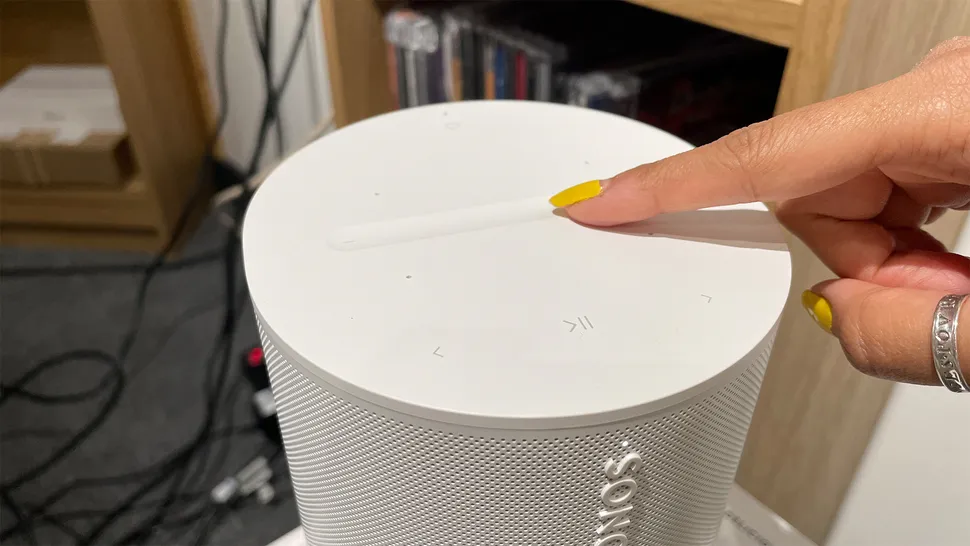 Sonos Era 100 Connectivity & Controls