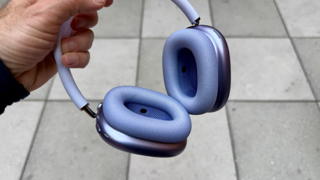 Apple AirPods Max 2 vs Sony WH-1000XM6 Sound Quality