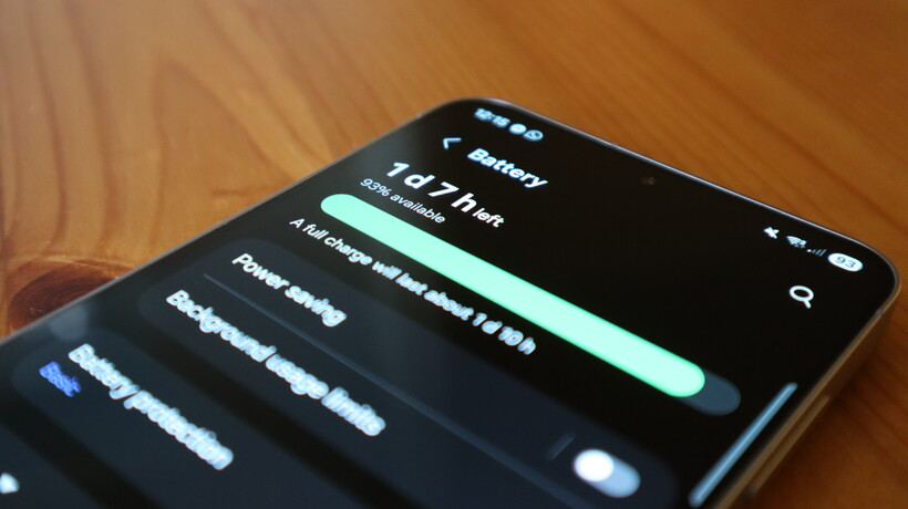 Samsung Galaxy S25 FE Battery Life & Charging