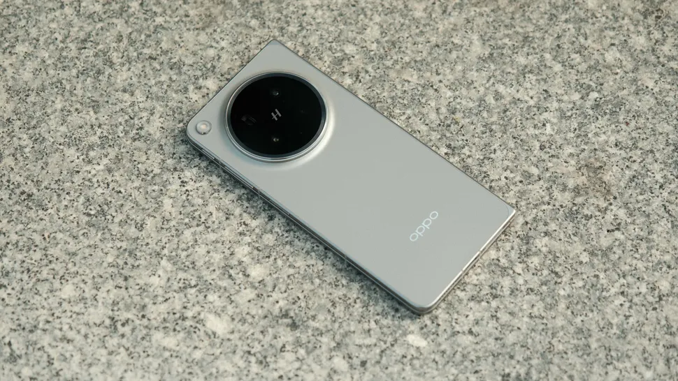OPPO Find N6  Design & Build Quality