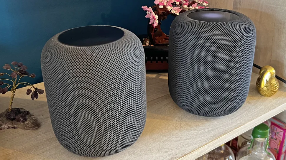 Apple HomePod 2 vs Apple HomePod 1st Gen Design, Comfort & Build Quality