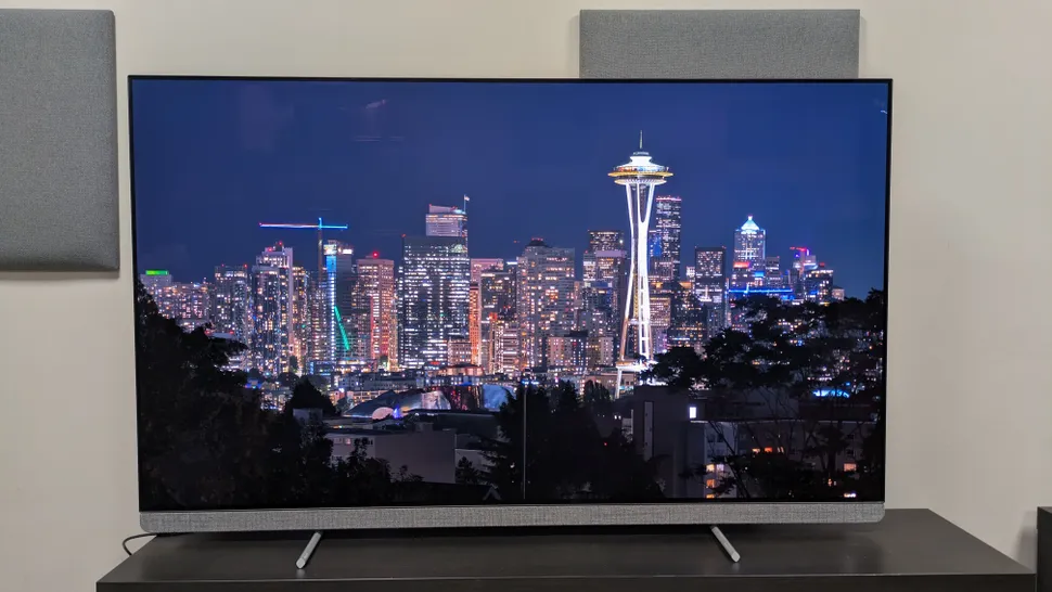Philips OLED910  Connectivity & Ports
