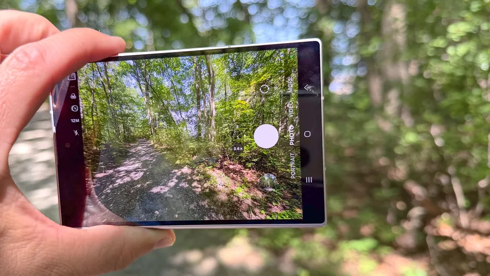 Samsung Galaxy Z Fold 8 Cameras, Microphones & Speakers